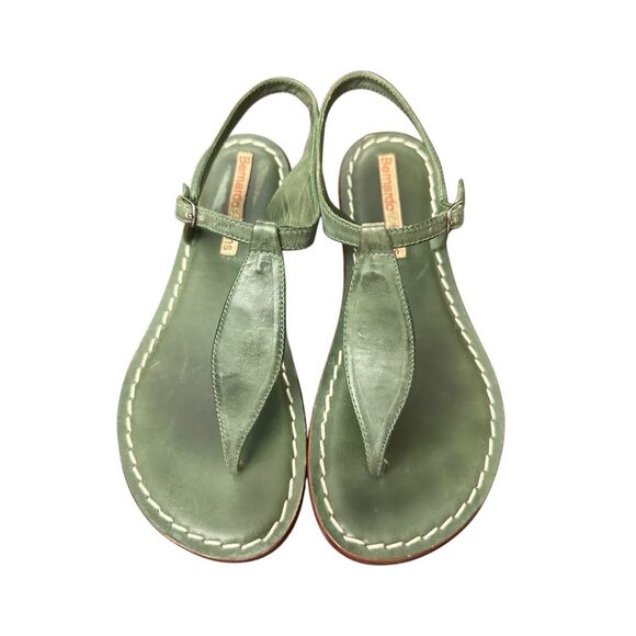 BERNARDO Flat Sandals Sz 8M Made in Brazil - Picture 1 of 8